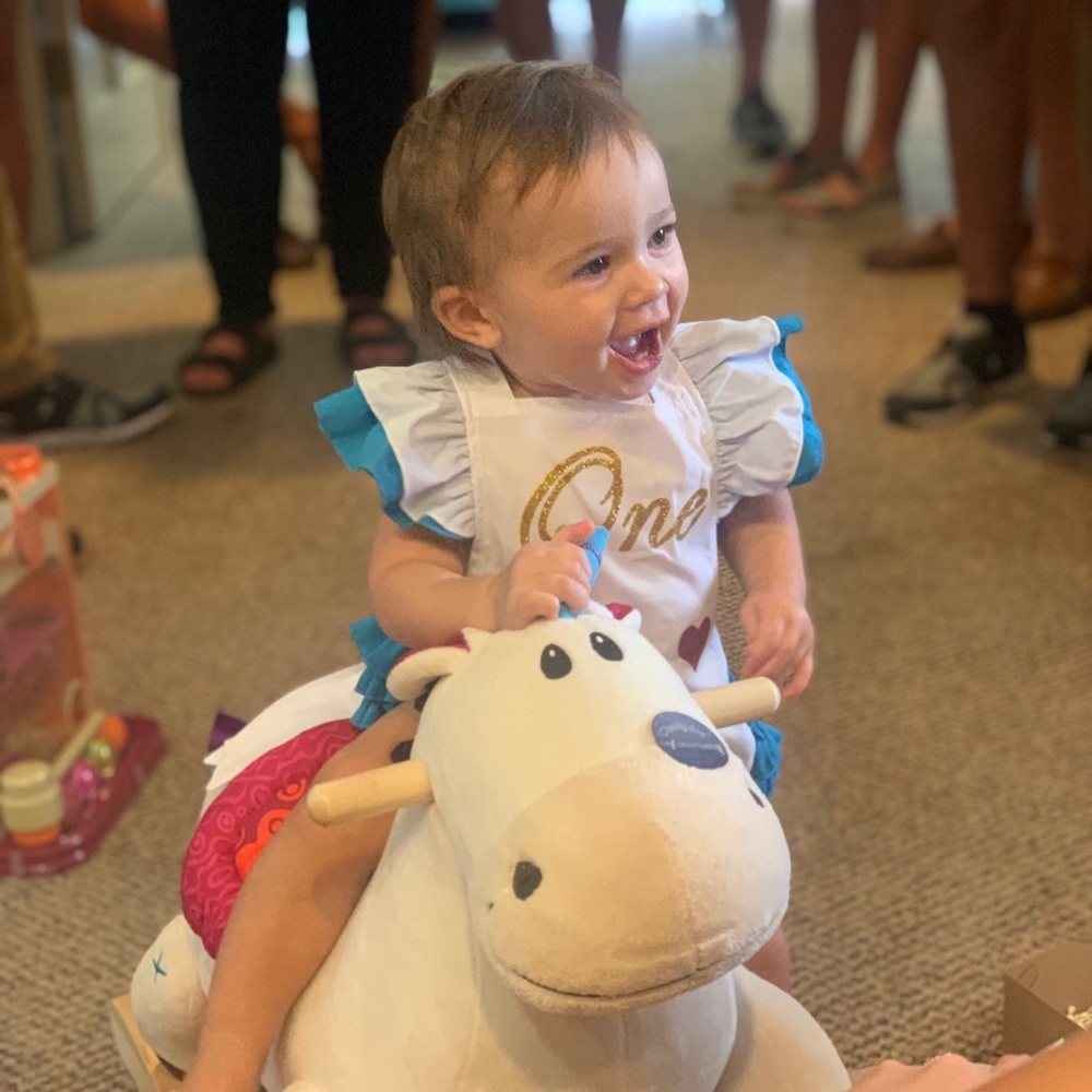 Meet your Posher, Lee